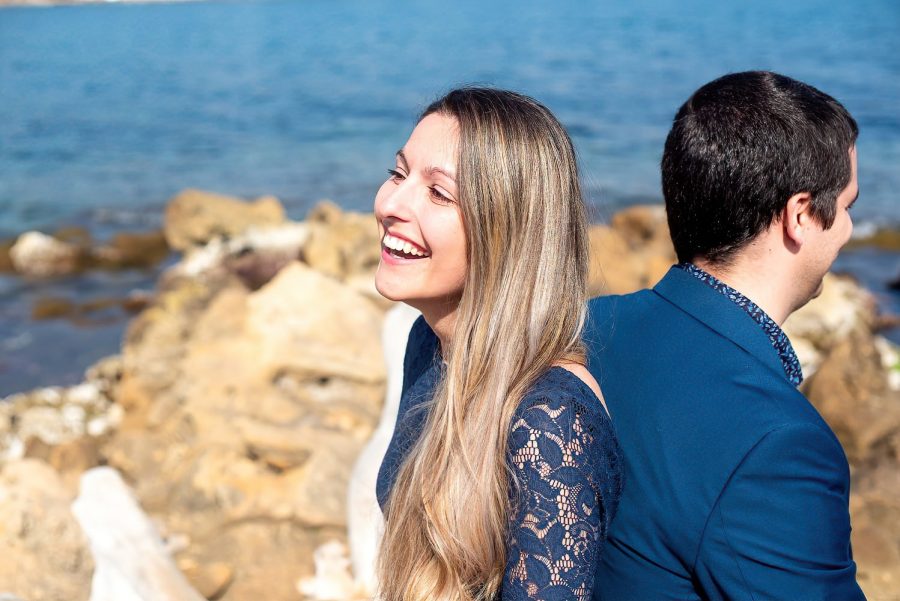Seance Engagement Cap Antibes Photographe mariage Nice Provence Cote-dAzur Shooting photo couple amoureux se faire plaisir mjphotographers.com jean-luc legros mj photographie misterJ