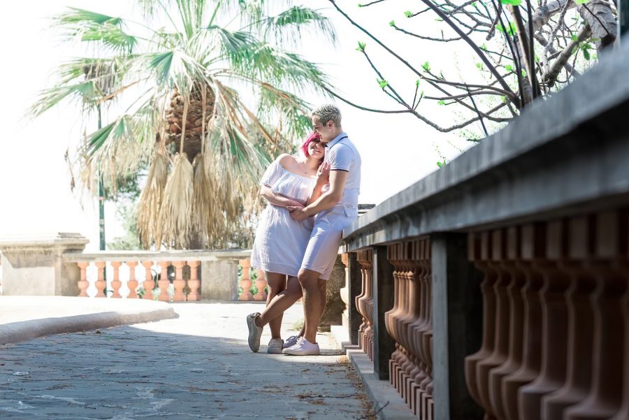 photographe mariage Nice seance d'engagement Provence Cote-dAzur Shooting photo couple amoureux se faire plaisir mjphotographers.com jean-luc legros mj photographie misterJ