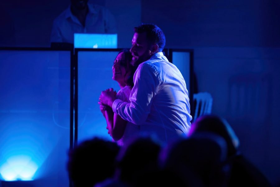 Première danse intimiste au manoir du Prince Toulouse