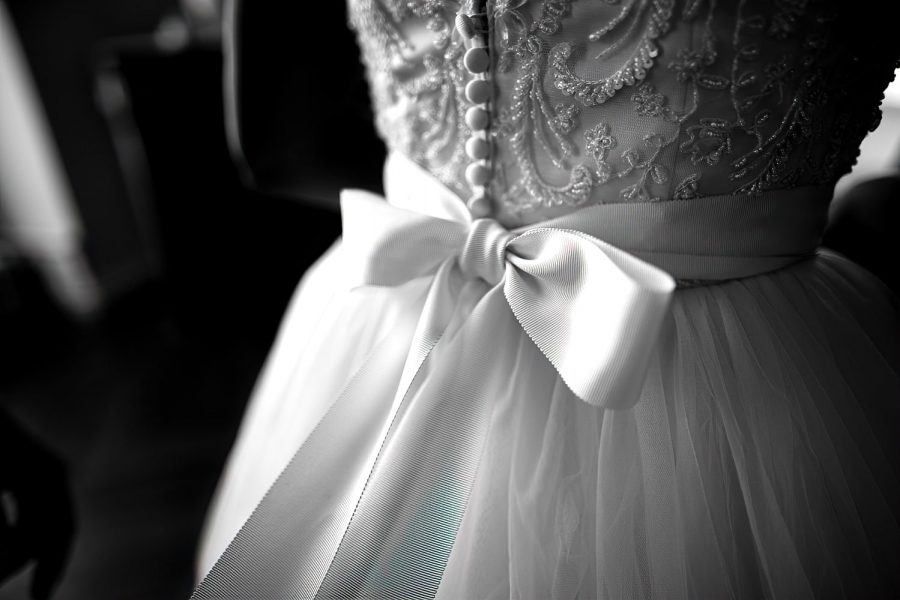 Details robes mariees photographe mariage Toulouse