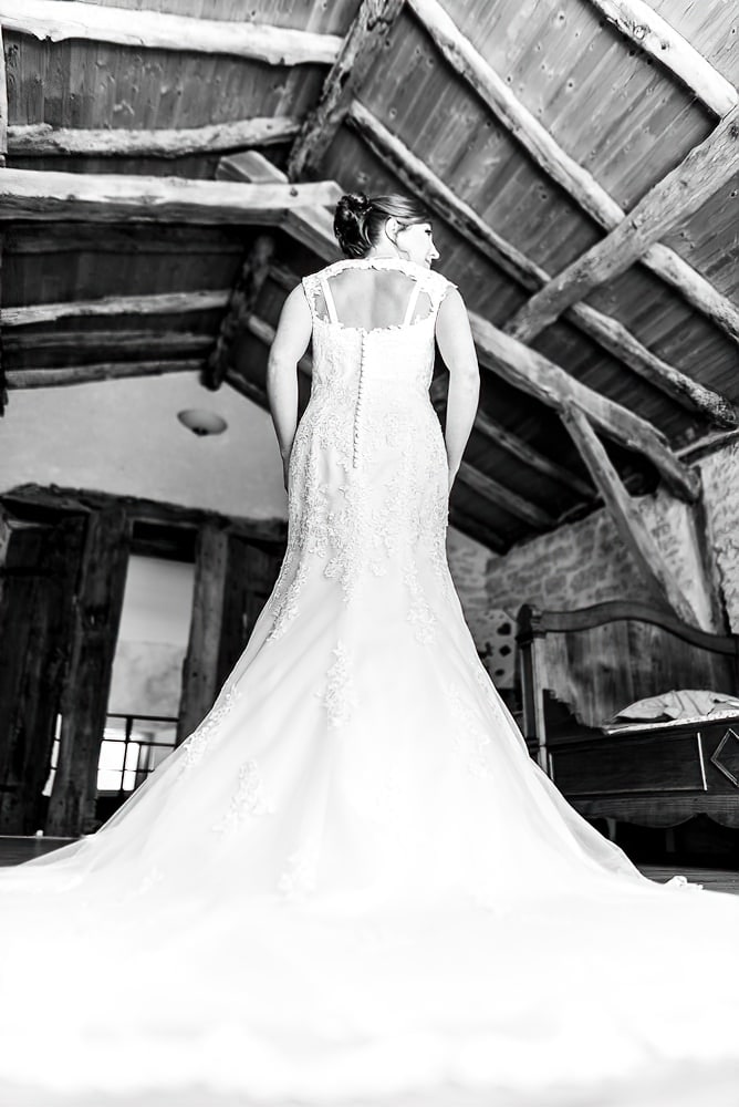 Details robes mariees photographe mariage Toulouse