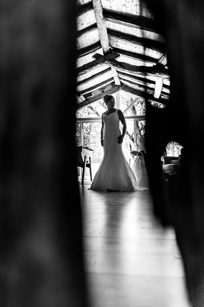 Details robes mariees photographe mariage Toulouse