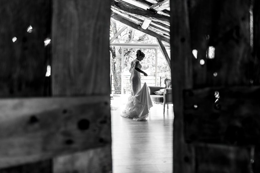 Details robes mariees photographe mariage Toulouse