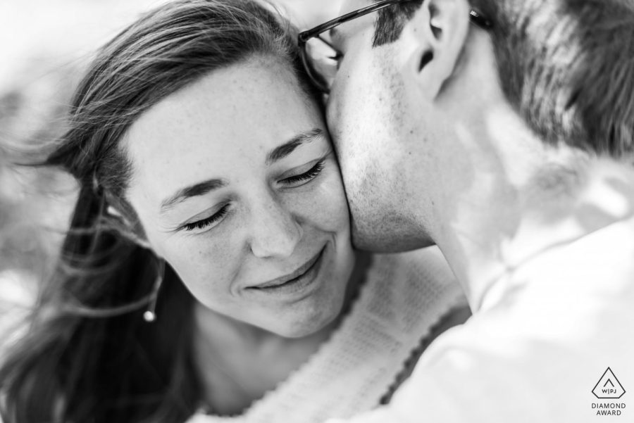 engagement photo shoot session