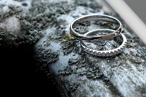 alliances or blanc diamants mariage