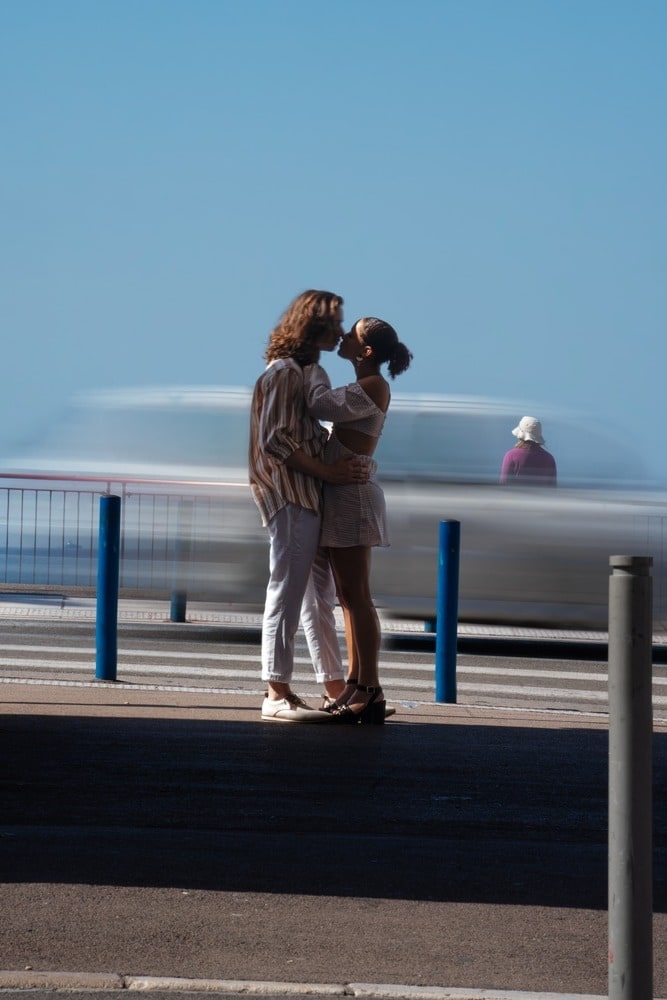 Shooting couple Vieux-Nice photographe mariage